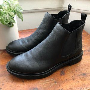 Kenneth Cole Chelsea Boots